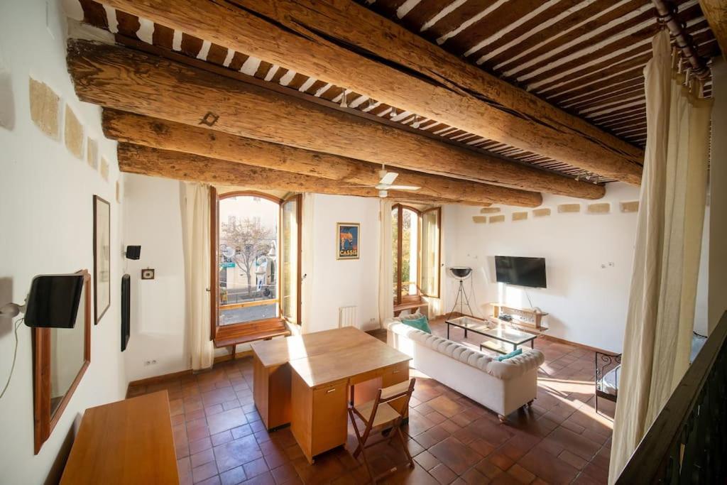Air-Conditioned Loft In The Heart Of The Old Port Марсилия Екстериор снимка