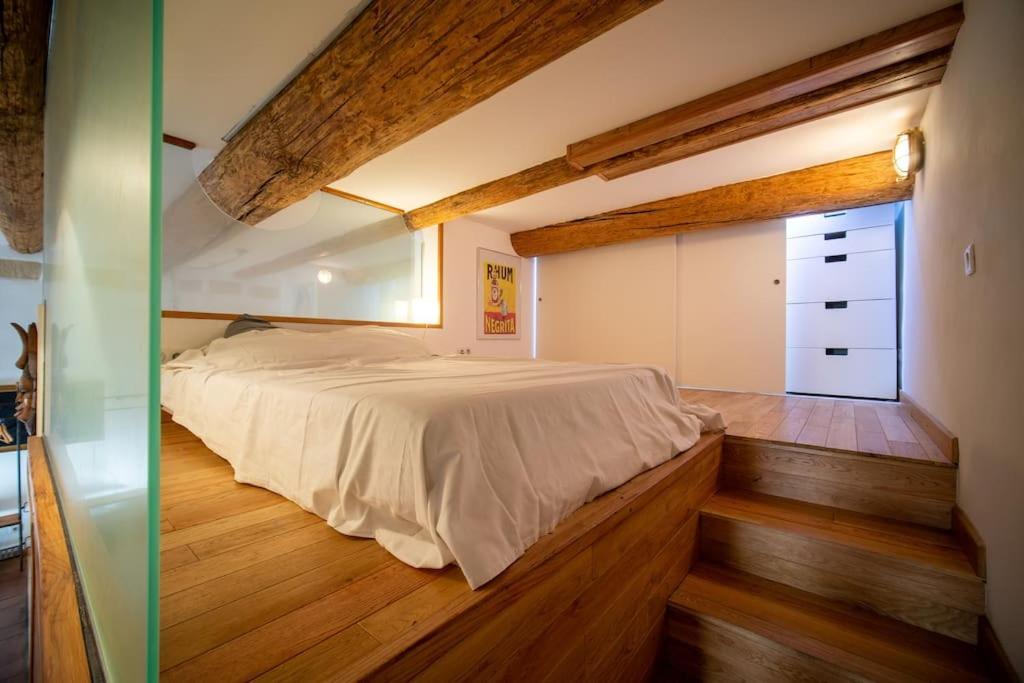 Air-Conditioned Loft In The Heart Of The Old Port Марсилия Екстериор снимка