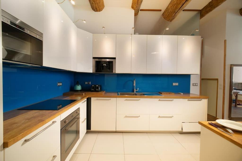 Air-Conditioned Loft In The Heart Of The Old Port Марсилия Екстериор снимка