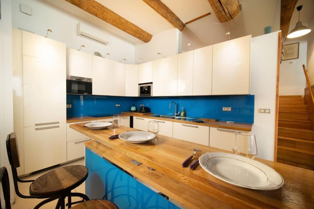 Air-Conditioned Loft In The Heart Of The Old Port Марсилия Екстериор снимка